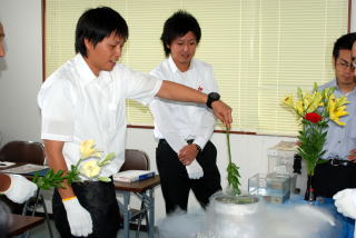 ���[���̐l